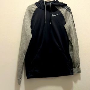 LIKE NEW! NIKE DRI-FIT HOODIE SWEATSHIRT